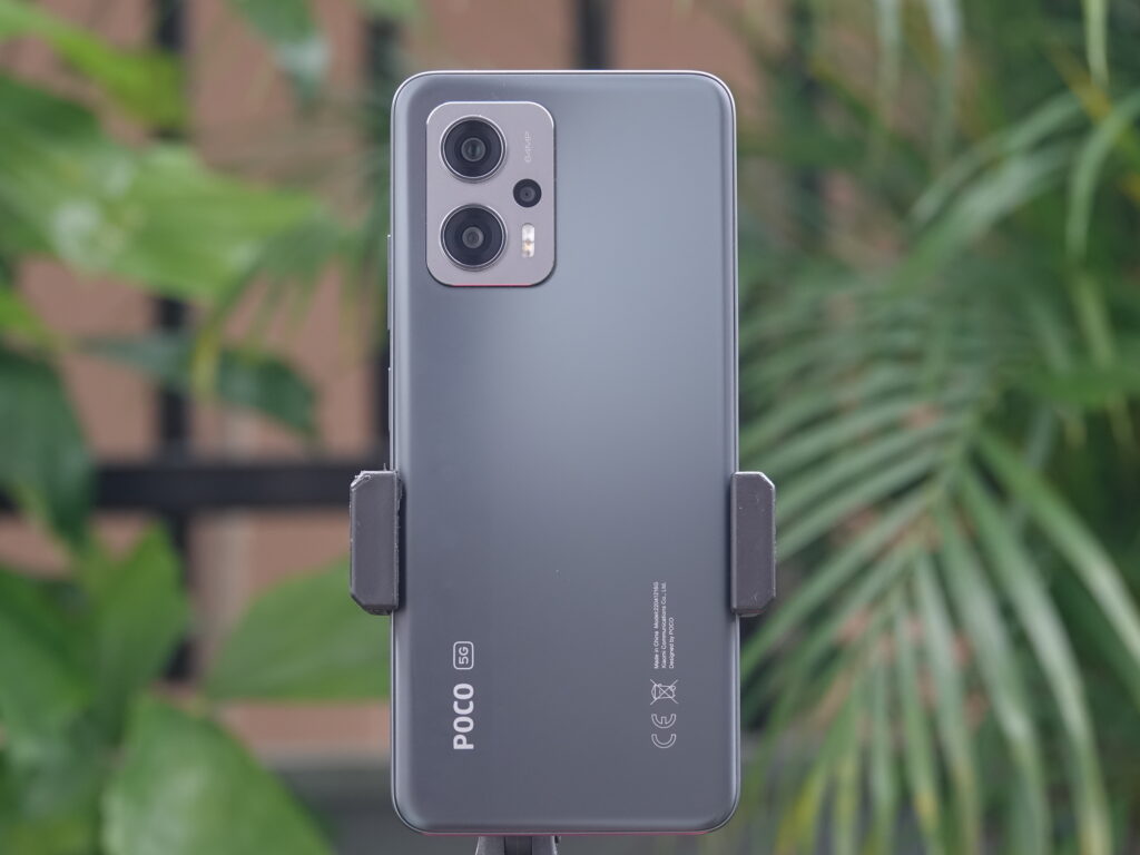 نقد و بررسی گوشی  POCO X4 GT – بهترین گوشی میان رده برای بازی؟