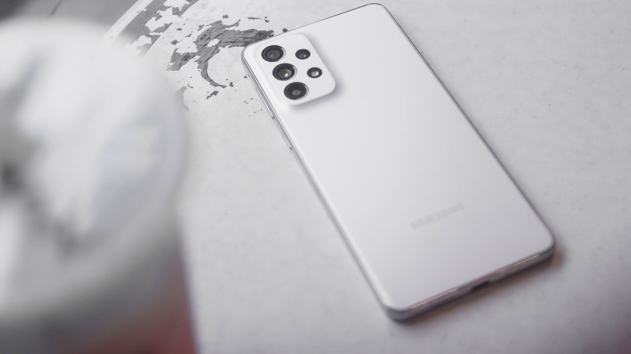 نقد و بررسی گلکسی A73, بررسی مزایا و معایب گلکسی A73